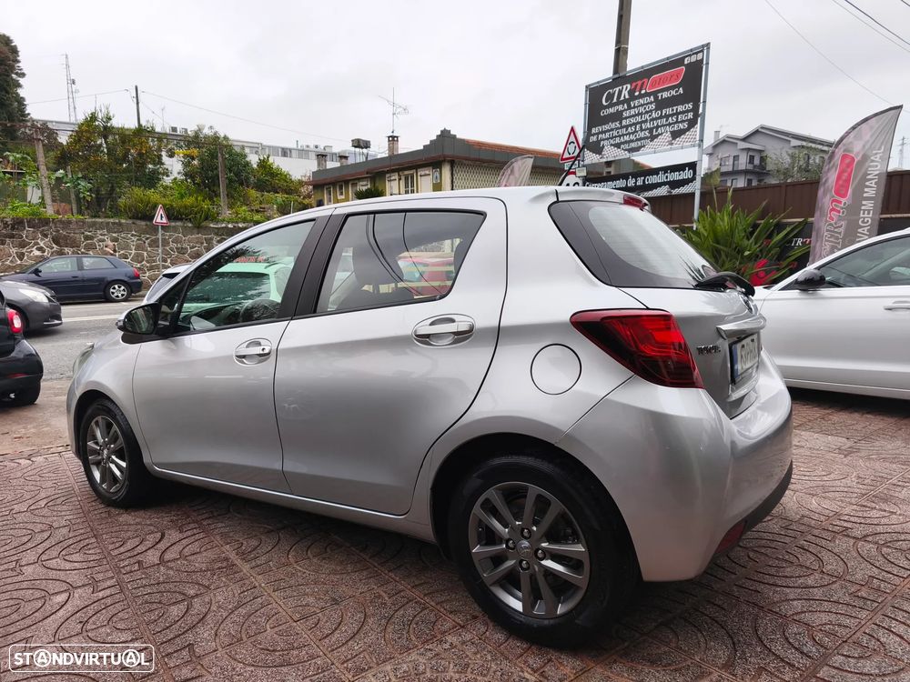 Toyota Yaris 1.4 D-4D Comfort 99g - 13