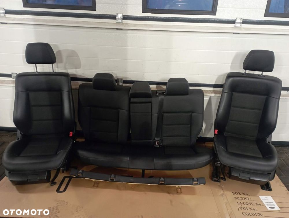 MERCEDES W212 E KLASA KOMBI FOTELE KANAPA GRZANE PÓŁSKÓRA EUROPA - 1