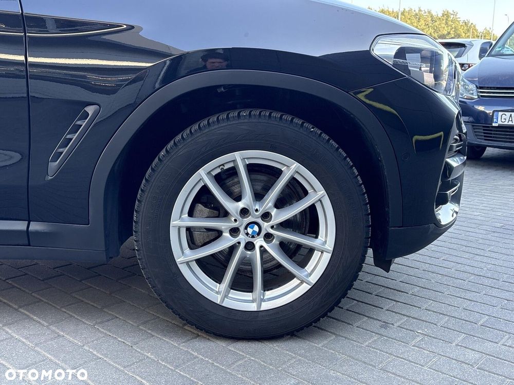 BMW X3 xDrive20i - 26