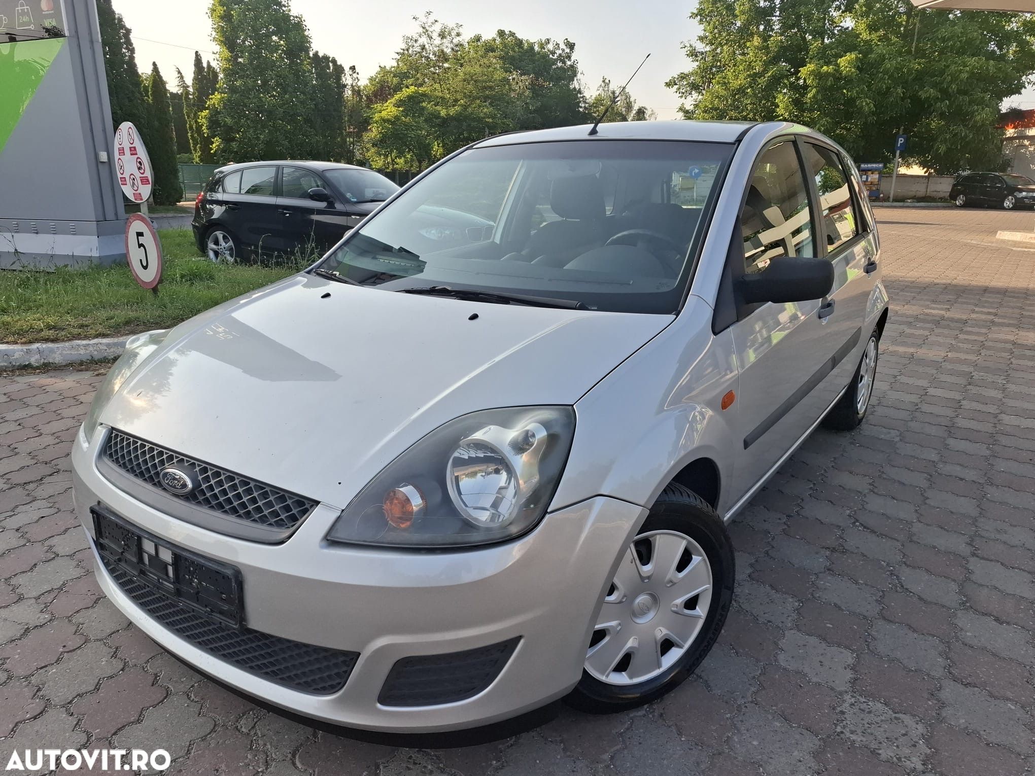 Ford Fiesta 1.4i Trend - 1
