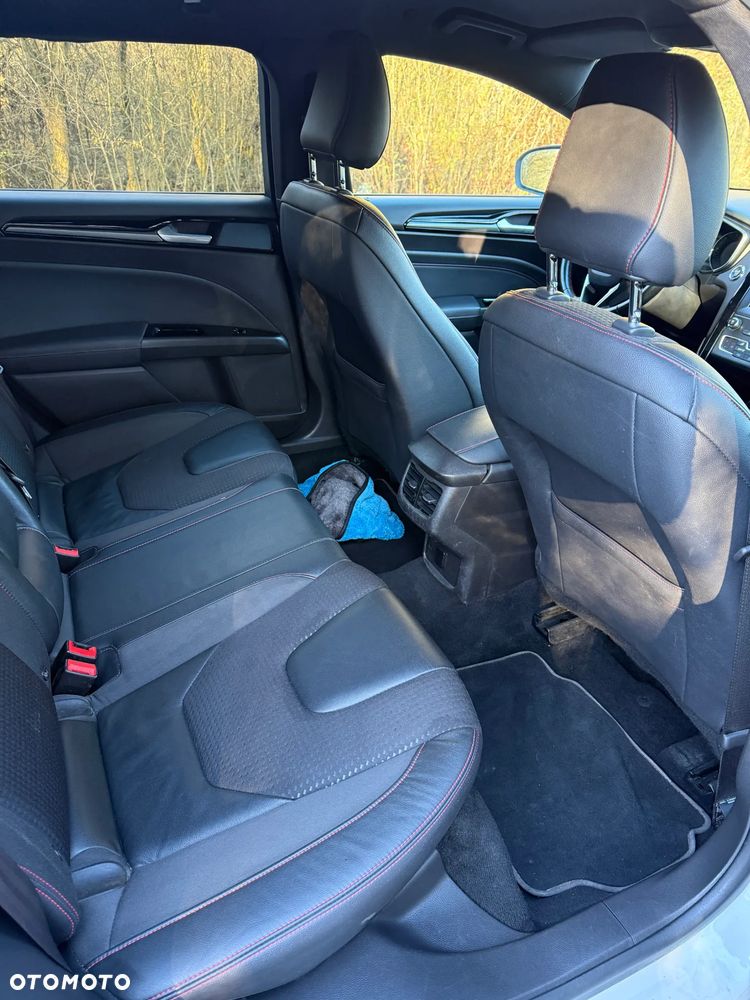 Ford Mondeo 2.0 EcoBlue ST-Line - 10