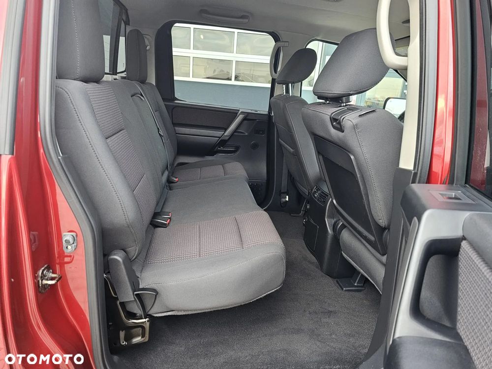 Nissan Titan 5.6 V8 SE Crew Cab - 7