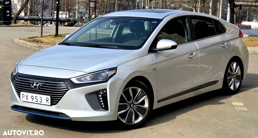 Hyundai IONIQ 1.6 GDI Premium - 1