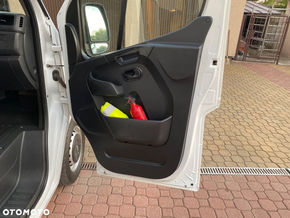 Renault MASTER L2 H2  DCi 180 stan Bardzo dobry ,gotowy do dalszego użytkowania - 17