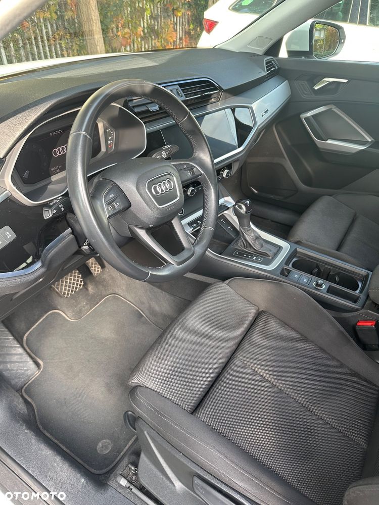 Audi Q3 35 TFSI S tronic - 11