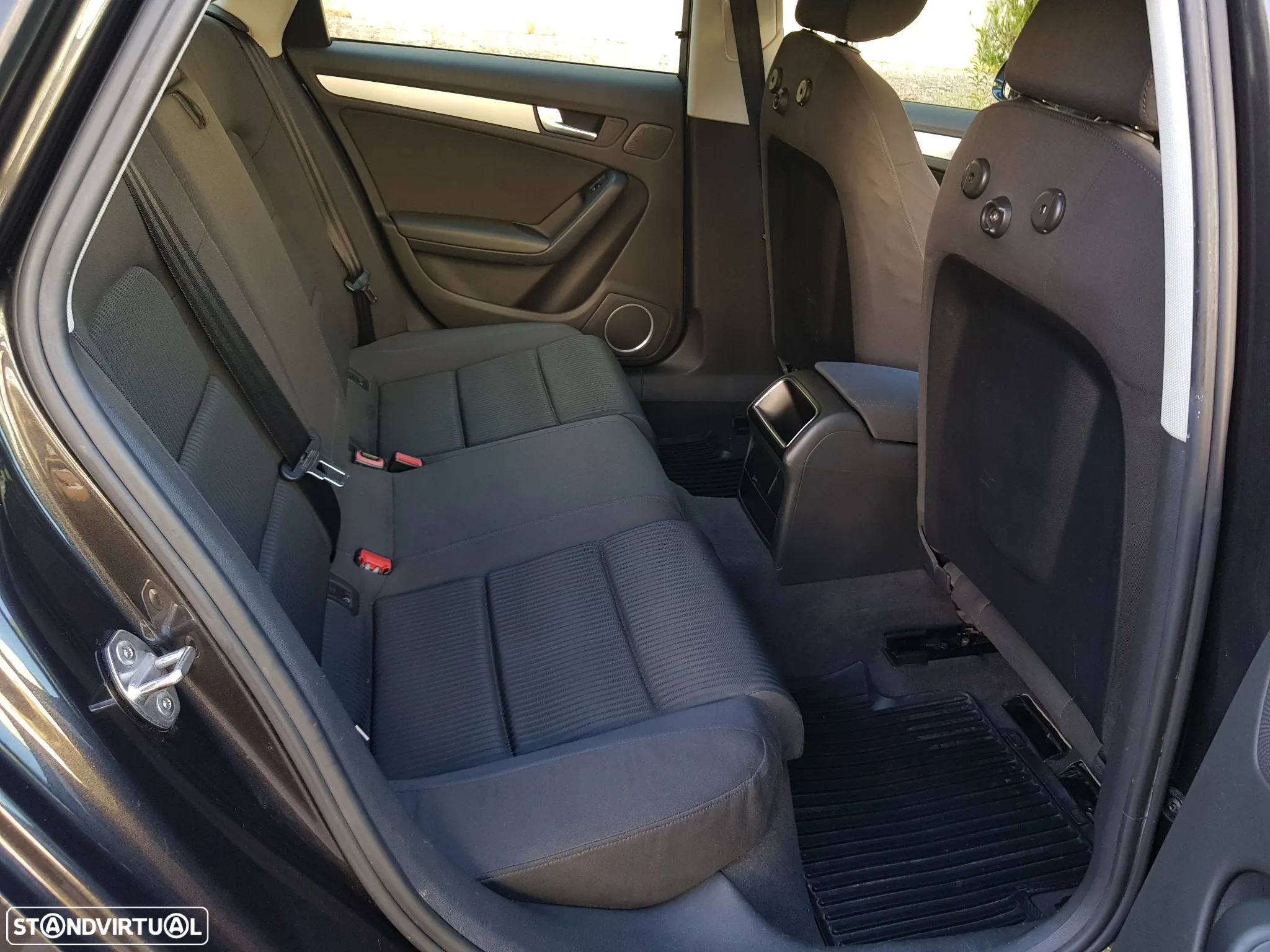 Audi A4 Avant 2.0 TDI Sport - 37