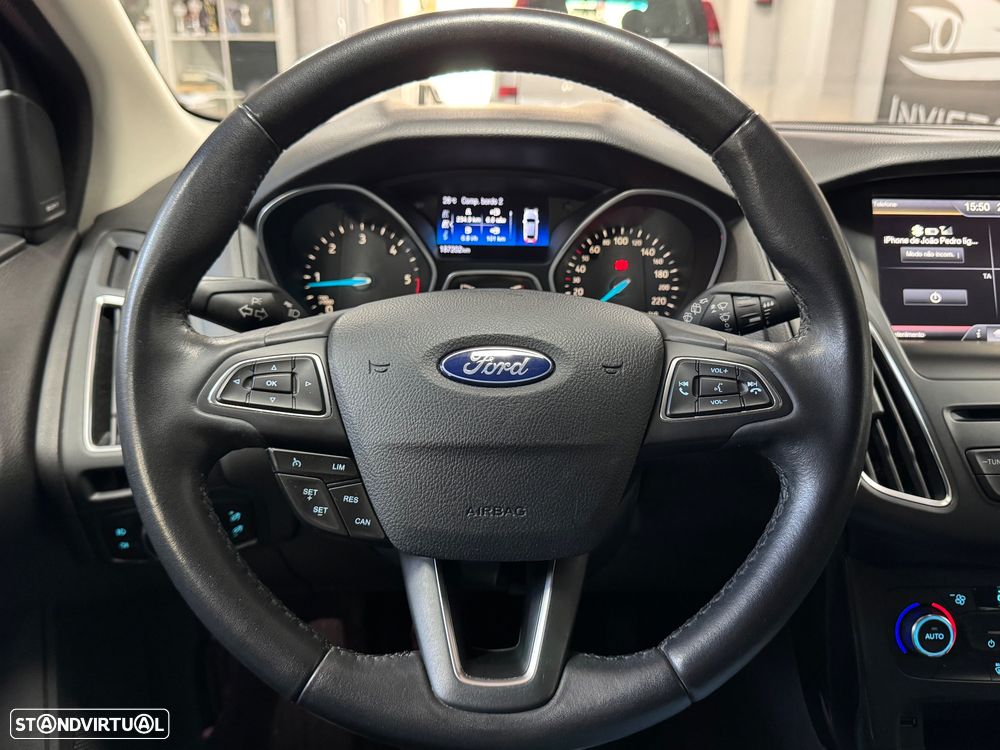 Ford Focus SW 1.5 TDCi Titanium - 24