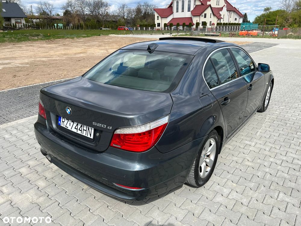 BMW Seria 3 320d - 6