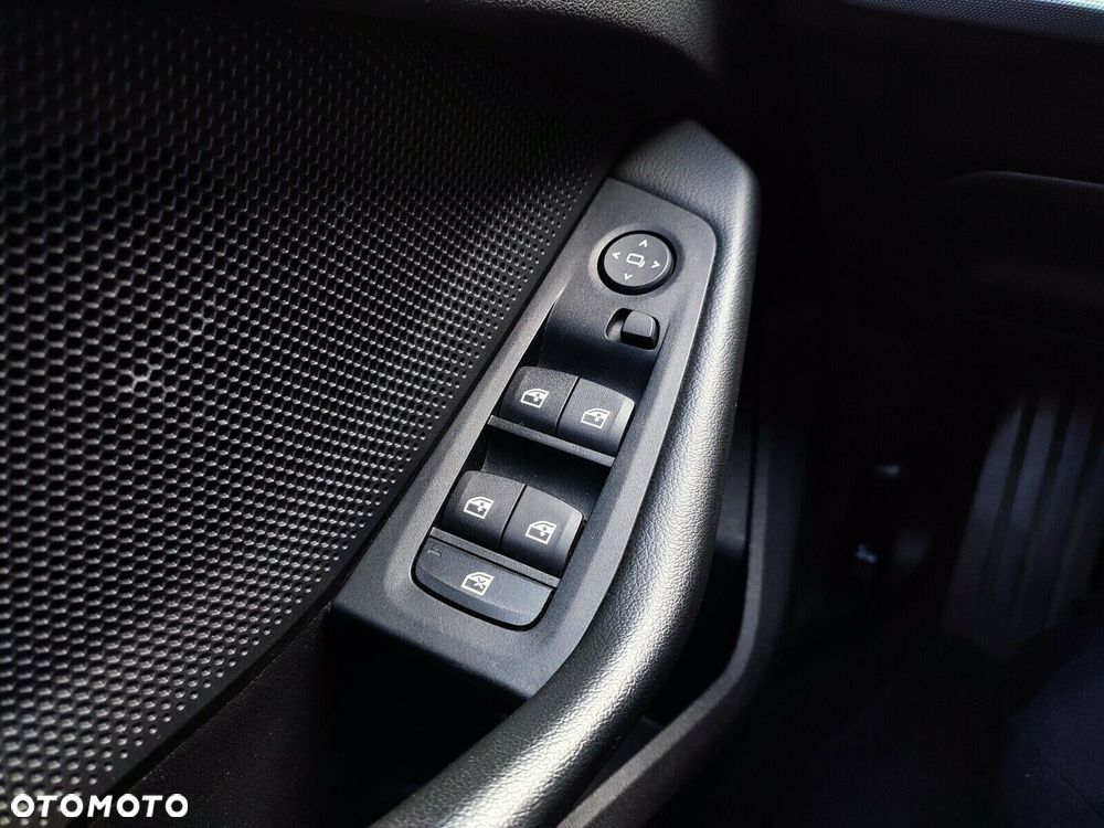 BMW Seria 1 118i Advantage - 17