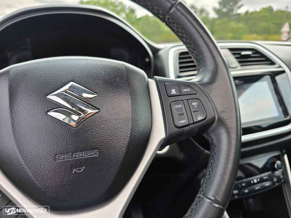 Suzuki S-Cross - 16