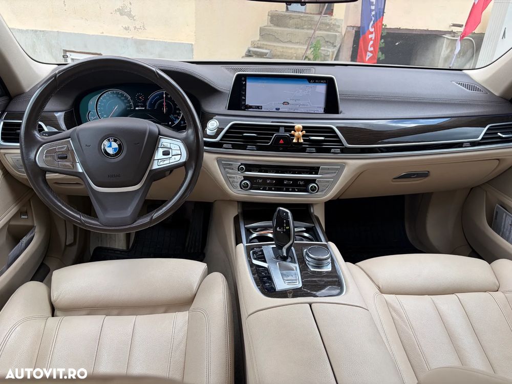BMW Seria 7 - 5