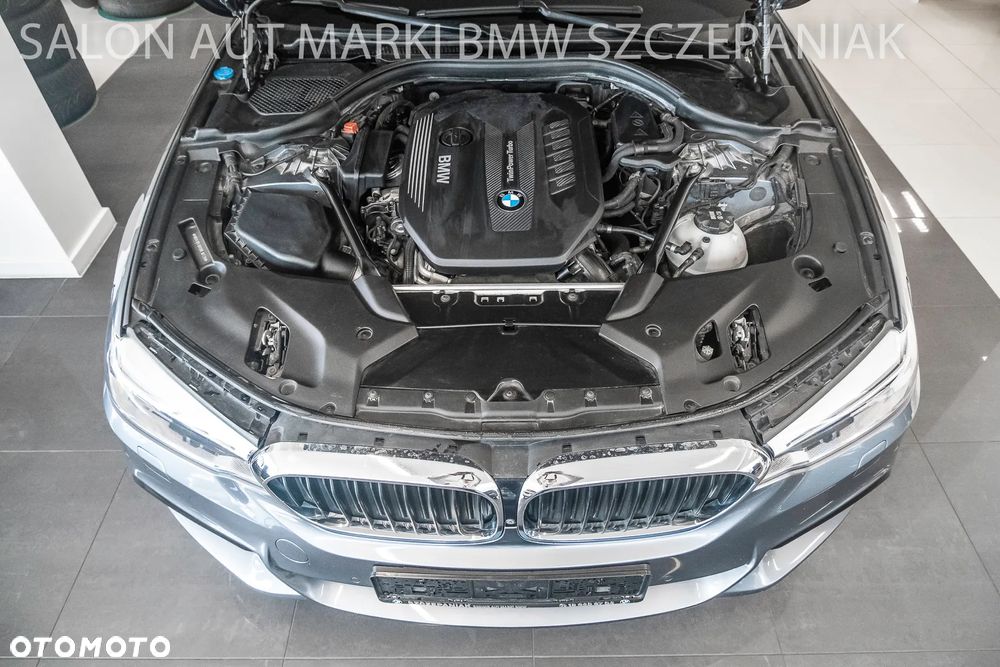 BMW Seria 5 540d xDrive M Sport sport - 33