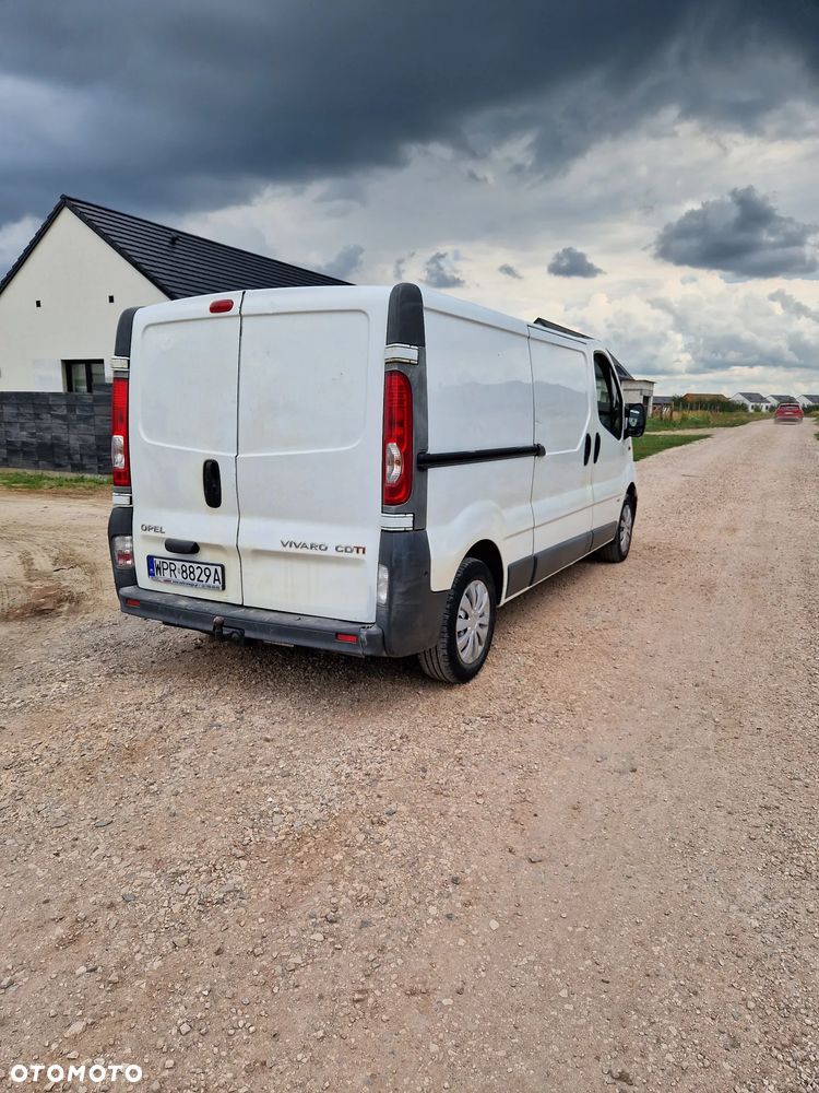 Opel Vivaro - 4