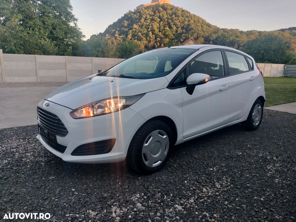 Ford Fiesta - 9