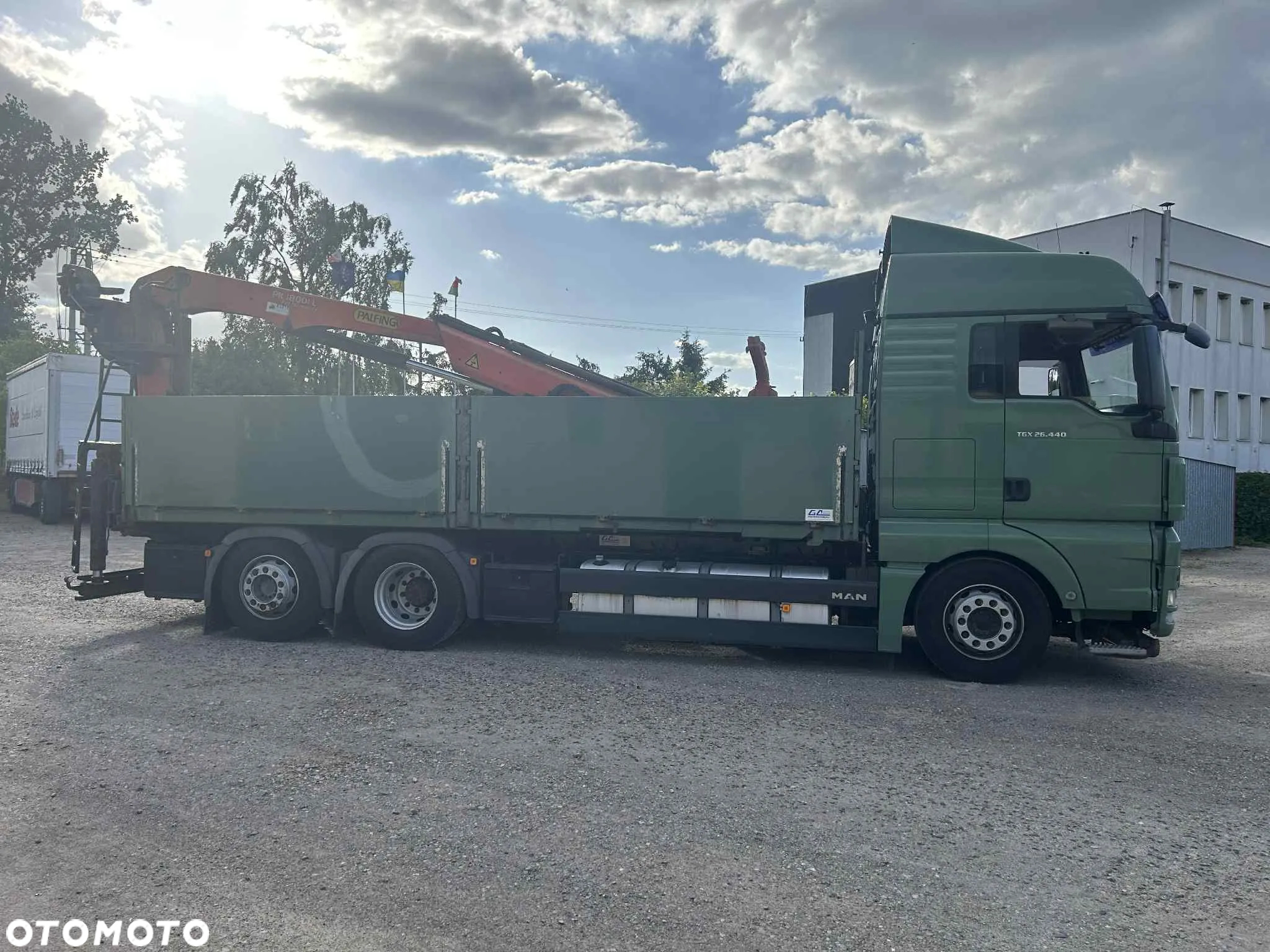 MAN TGX 26.440 skrzyniowy - 3