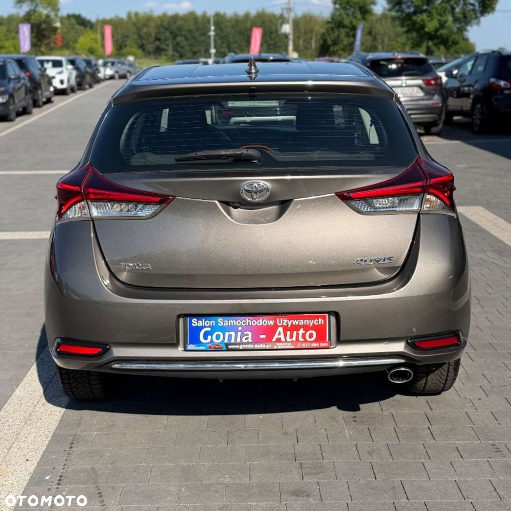 Toyota Auris - 7