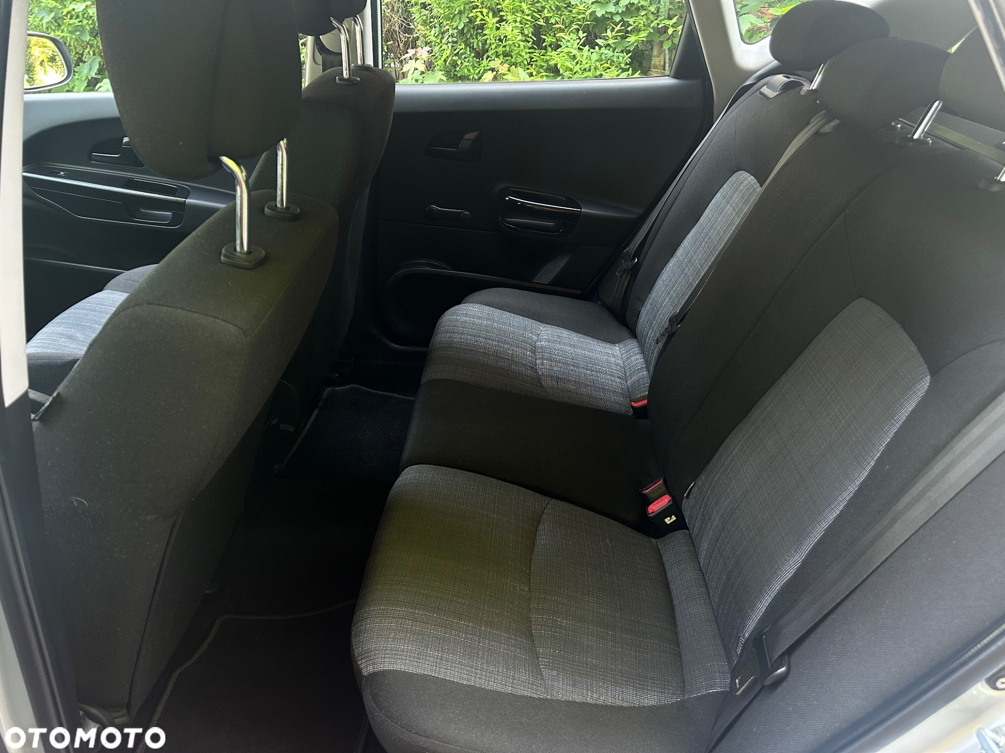Kia Ceed 1.6 CVVT SW Dream-Team Edition - 15