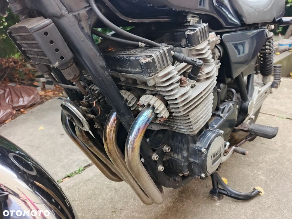 Yamaha XJ - 9