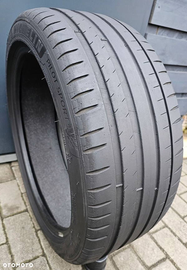 Michelin Pilot Sport 4 255/40R20 101 Y AO