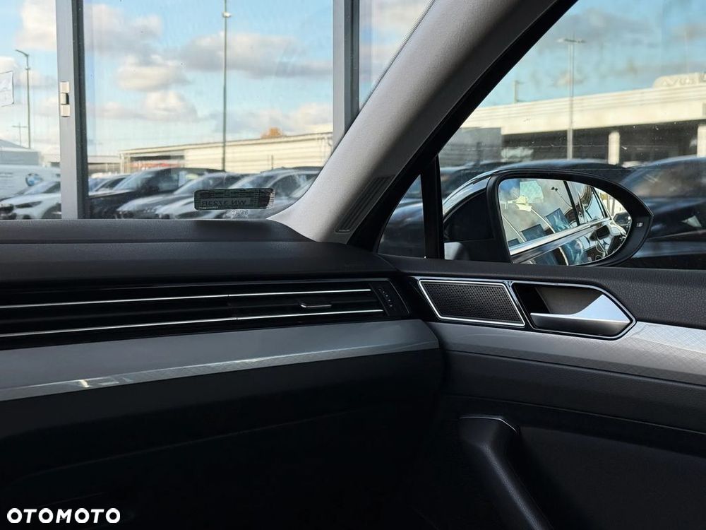 Volkswagen Passat 1.5 TSI EVO Business DSG - 11