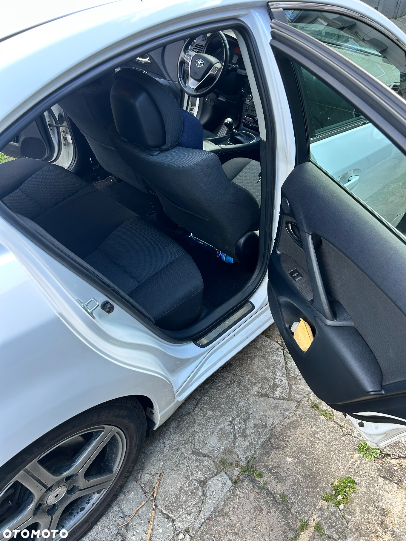 Toyota Avensis - 14