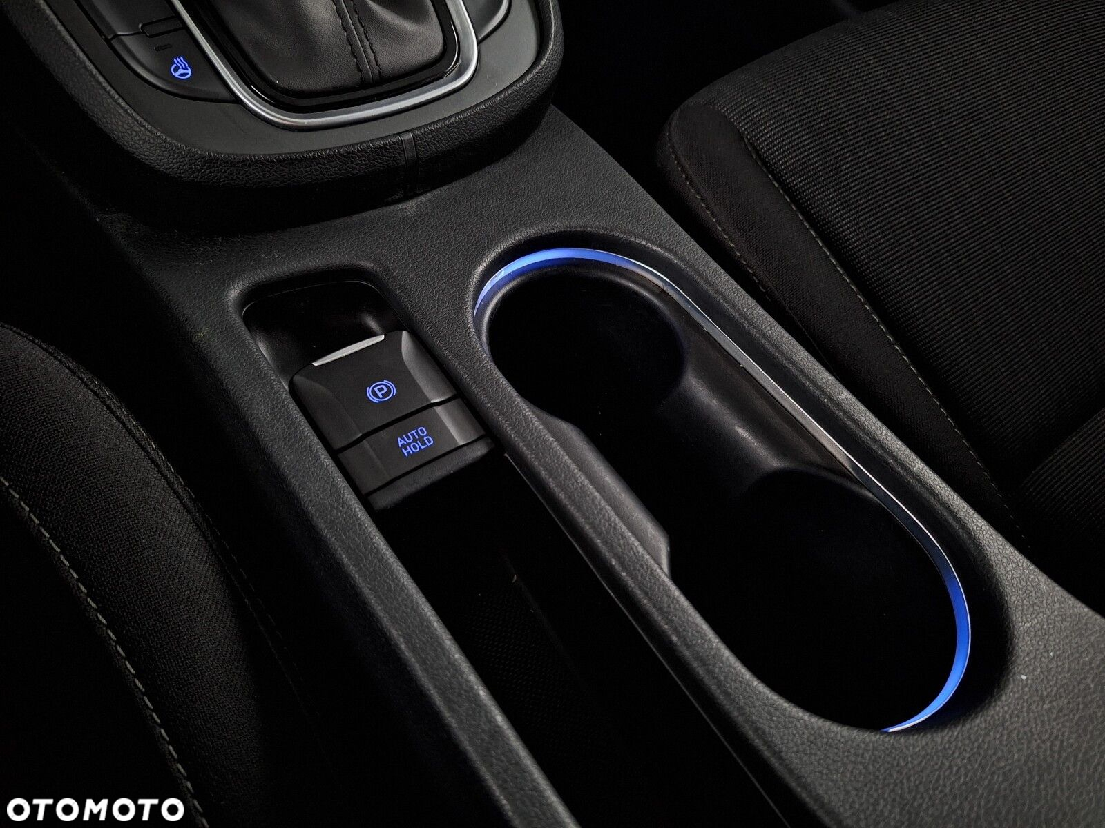 Hyundai Kona 1.6 GDI Hybrid Style DCT - 36