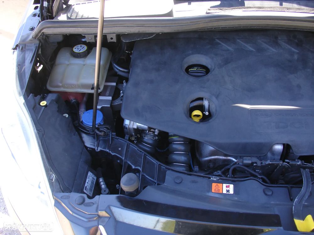 Ford C-Max 1.6 TDCi Titanium - 20