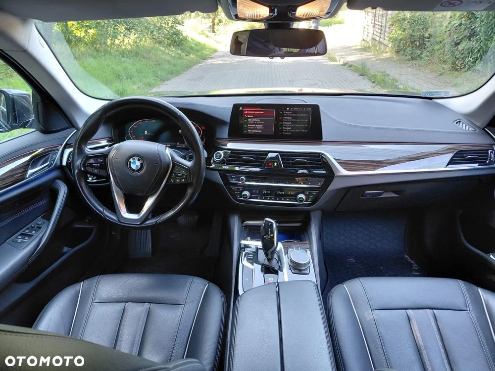 BMW Seria 5 520d Luxury Line - 7