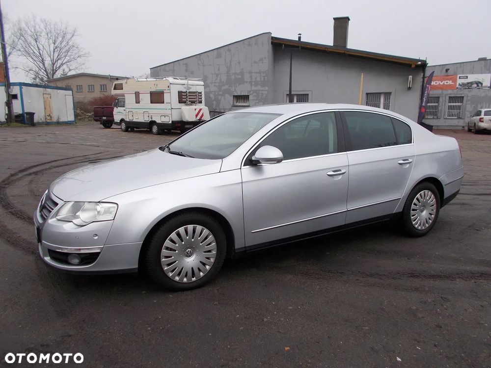 Volkswagen Passat 1.8 TSI Sportline Tiptr - 1