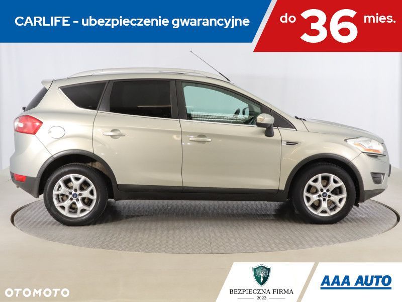 Ford Kuga - 8