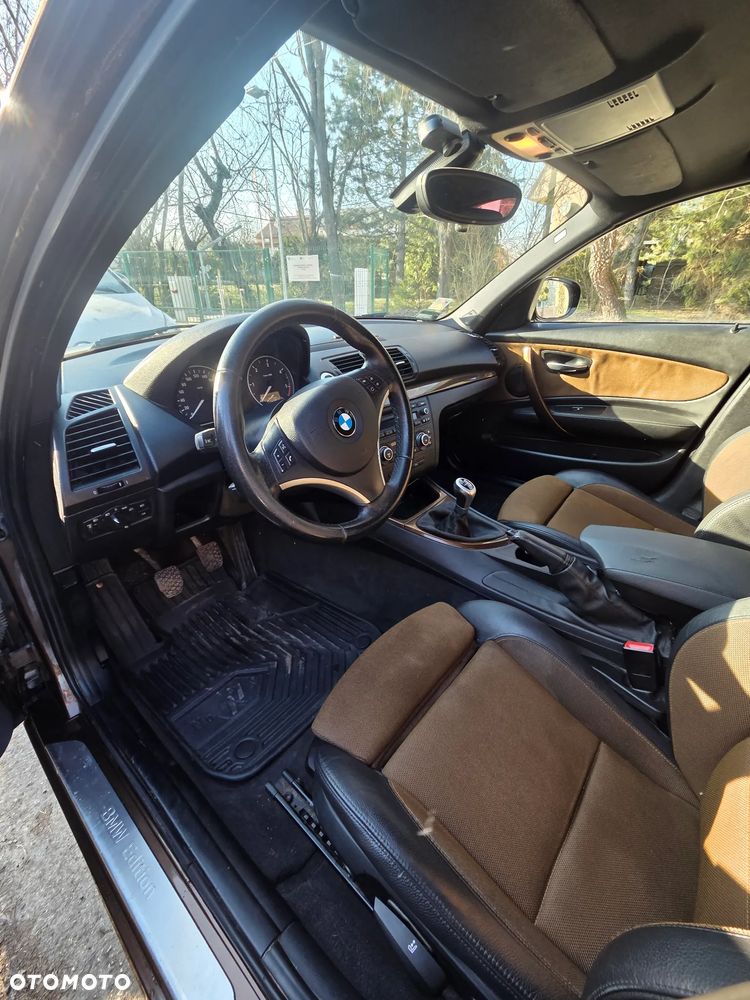 BMW Seria 1 118d DPF Edition Sport - 14