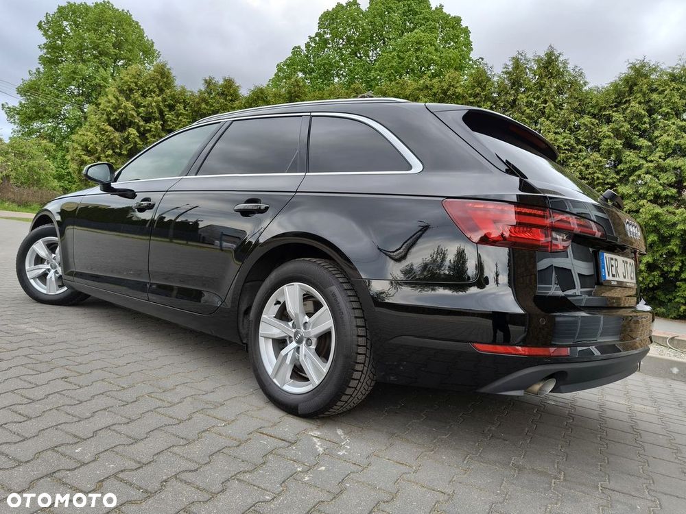 Audi A4 Avant 2.0 TDI DPF clean diesel Ambiente - 13