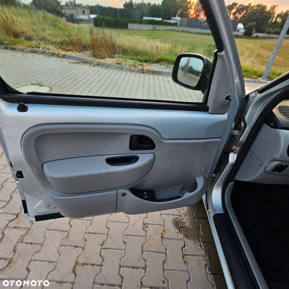 Renault Kangoo 1.2 16V Campus - 15