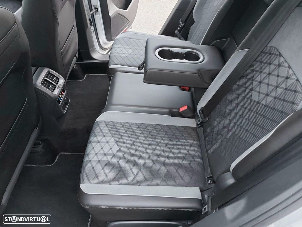 VW Tiguan 1.4 TSI eHybrid R-Line DSG - 36
