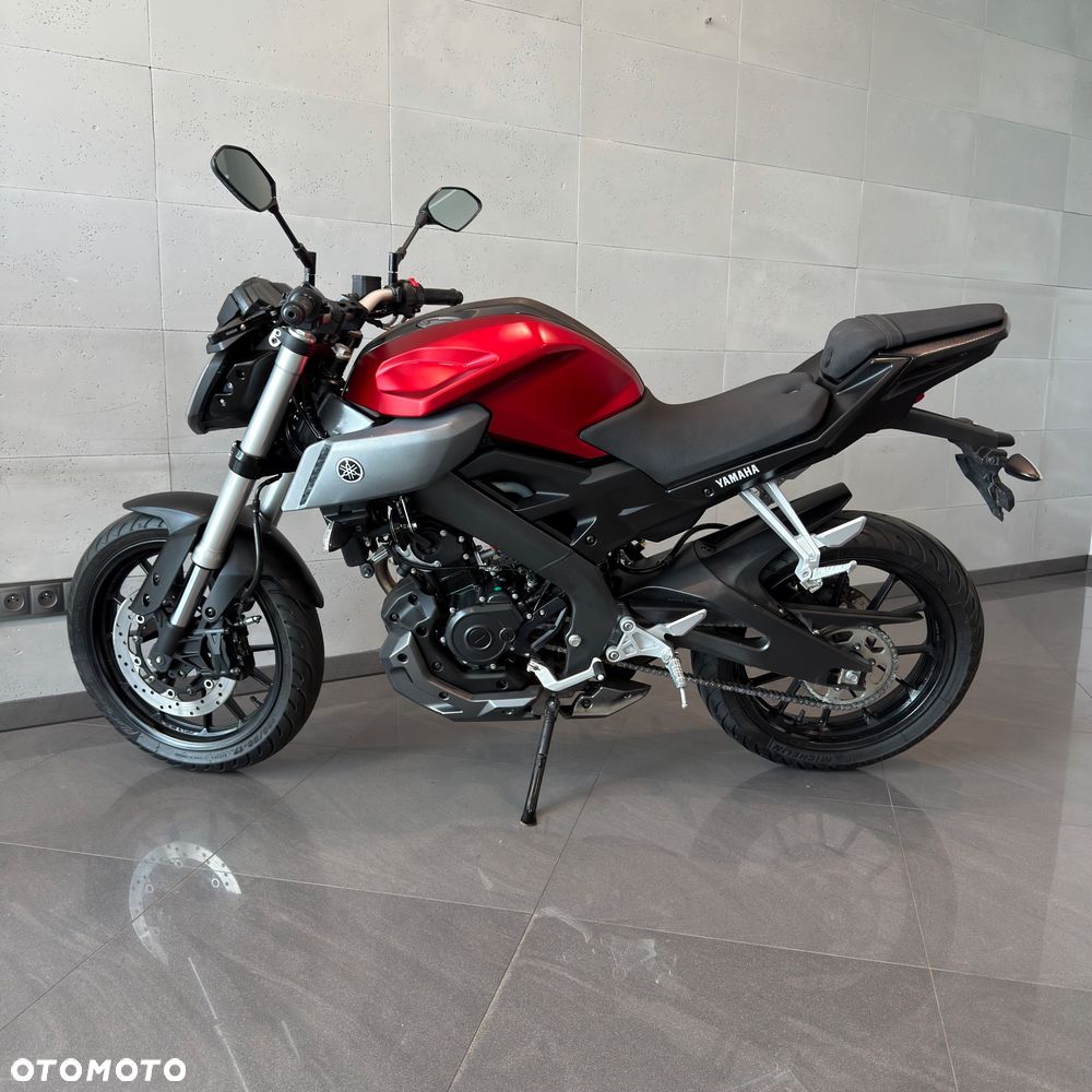 Yamaha MT - 8