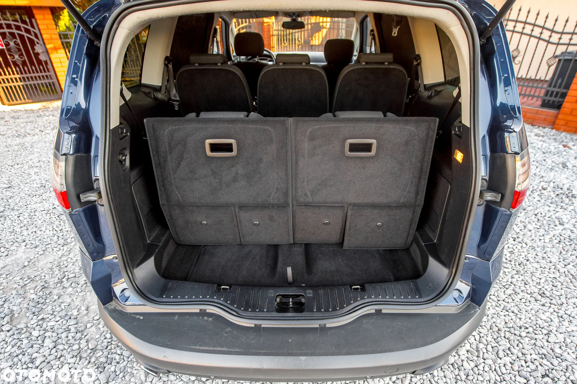 Ford S-Max 2.5 Titanium - 14