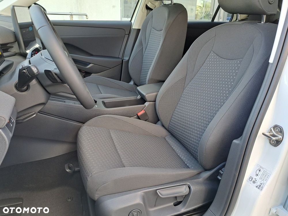 Volkswagen T-Roc - 8