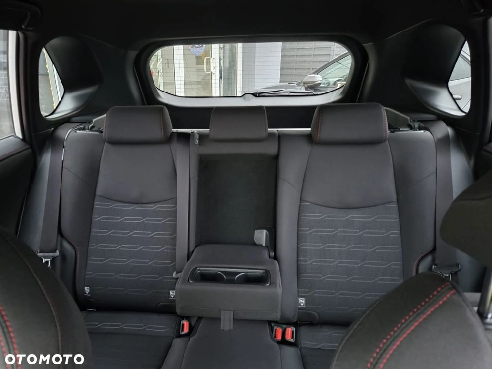 Toyota RAV4 - 10