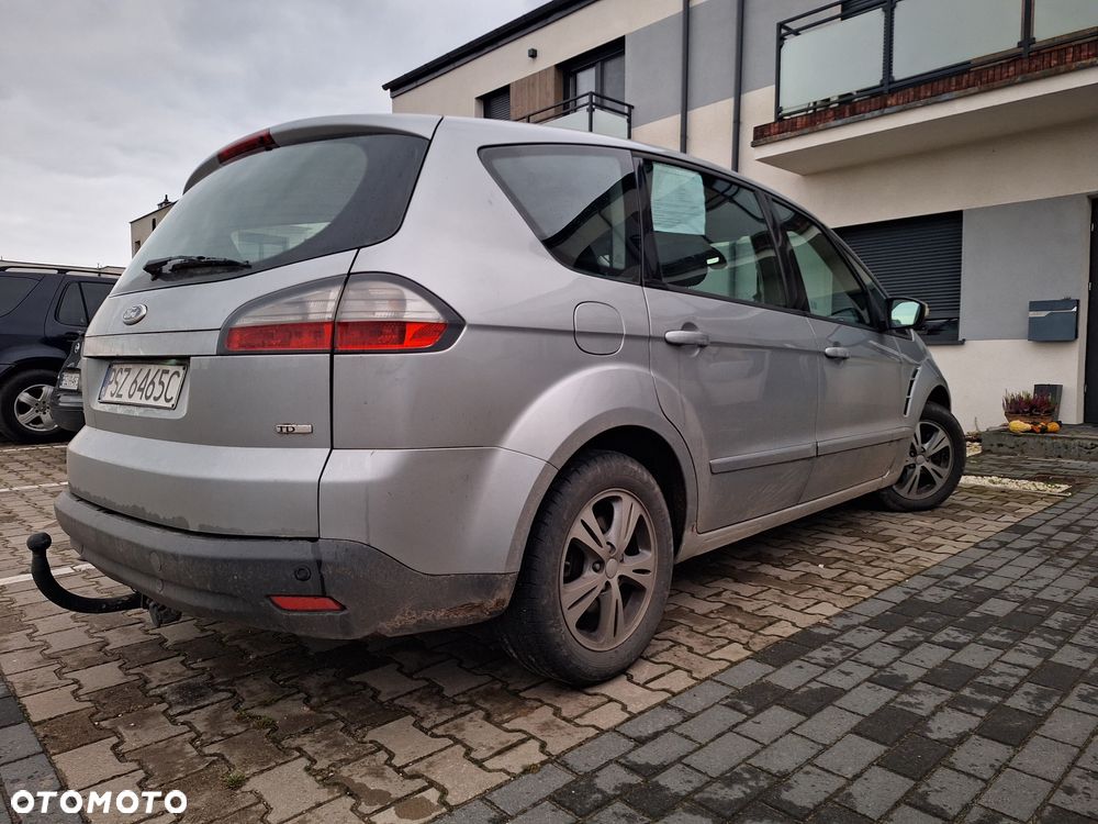 Ford S-Max - 4