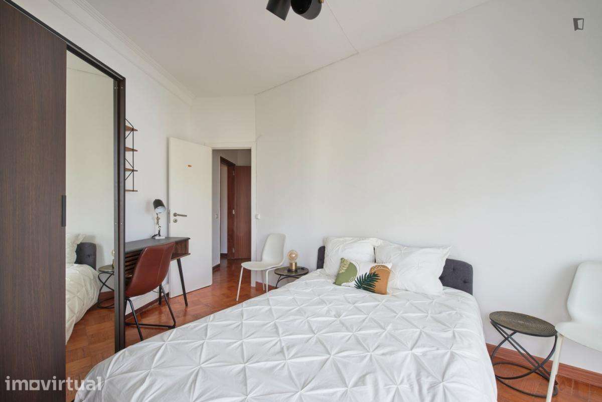 Quarto - localizado em Saldanha Lisbon - Grande imagem: 4/27