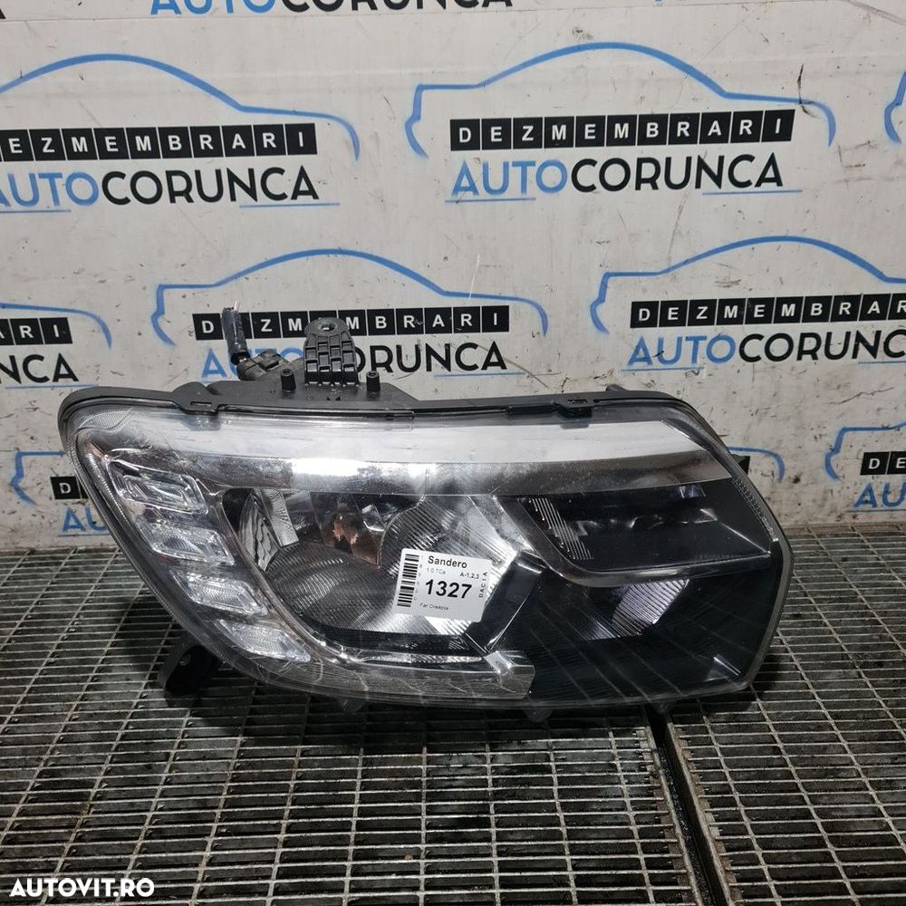 Far Dreapta Dacia Sandero 2 Facelift 2016 - 2020 Hatchback 4 Usi (1327) Fara xenon ... - 1