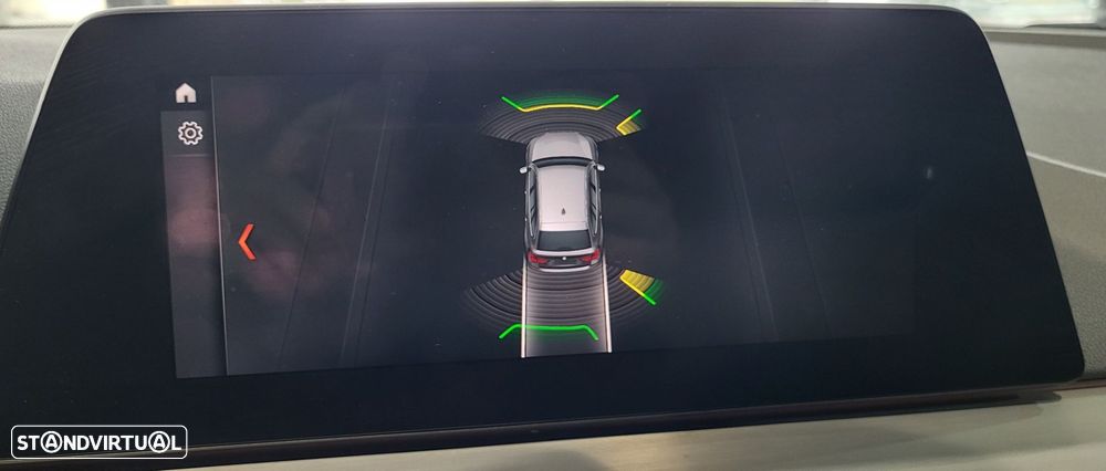 BMW 520 d Pack Desportivo M Auto - 21