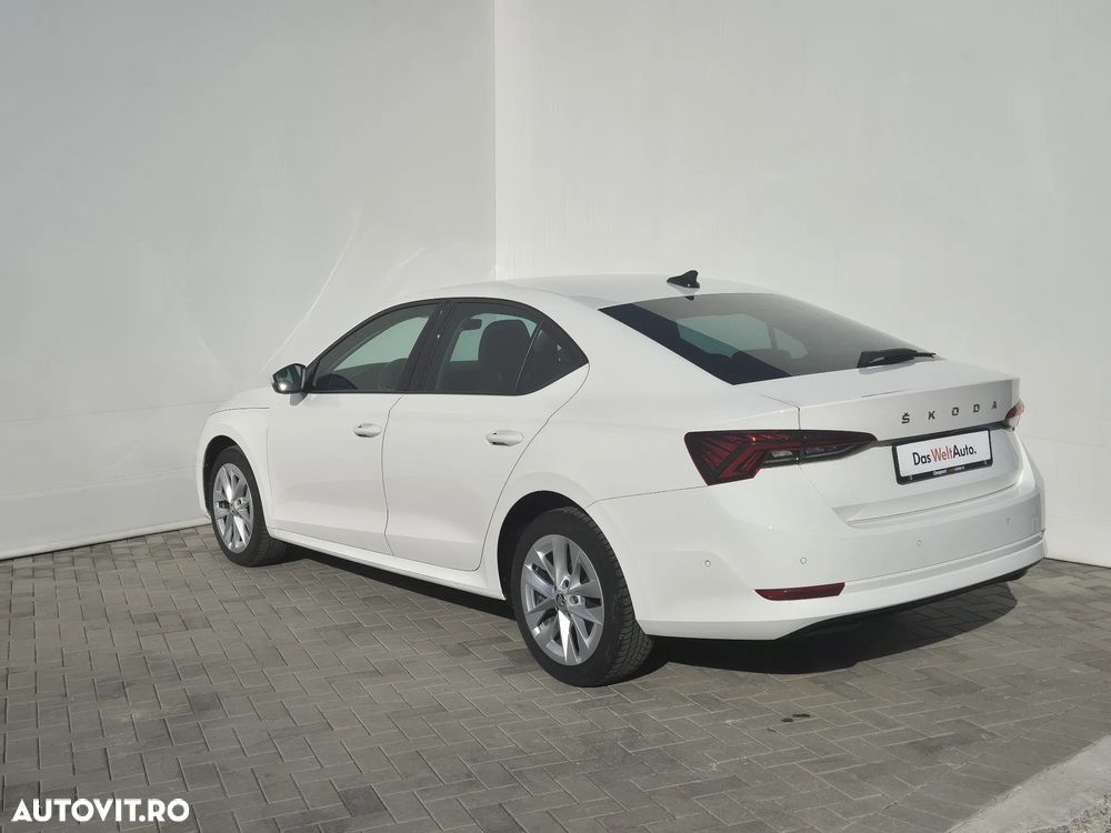 Skoda Octavia 2.0 TDI DSG Style - 3
