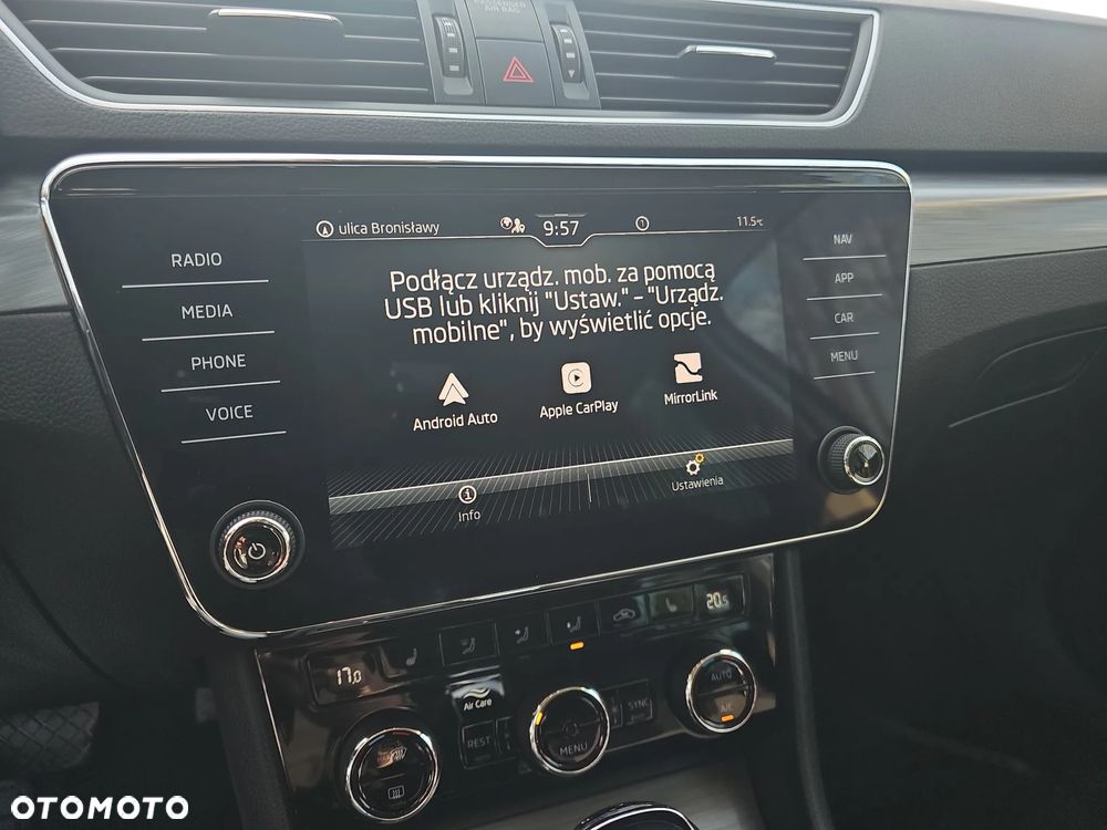 Skoda Superb 2.0 TDI SCR Style DSG - 29