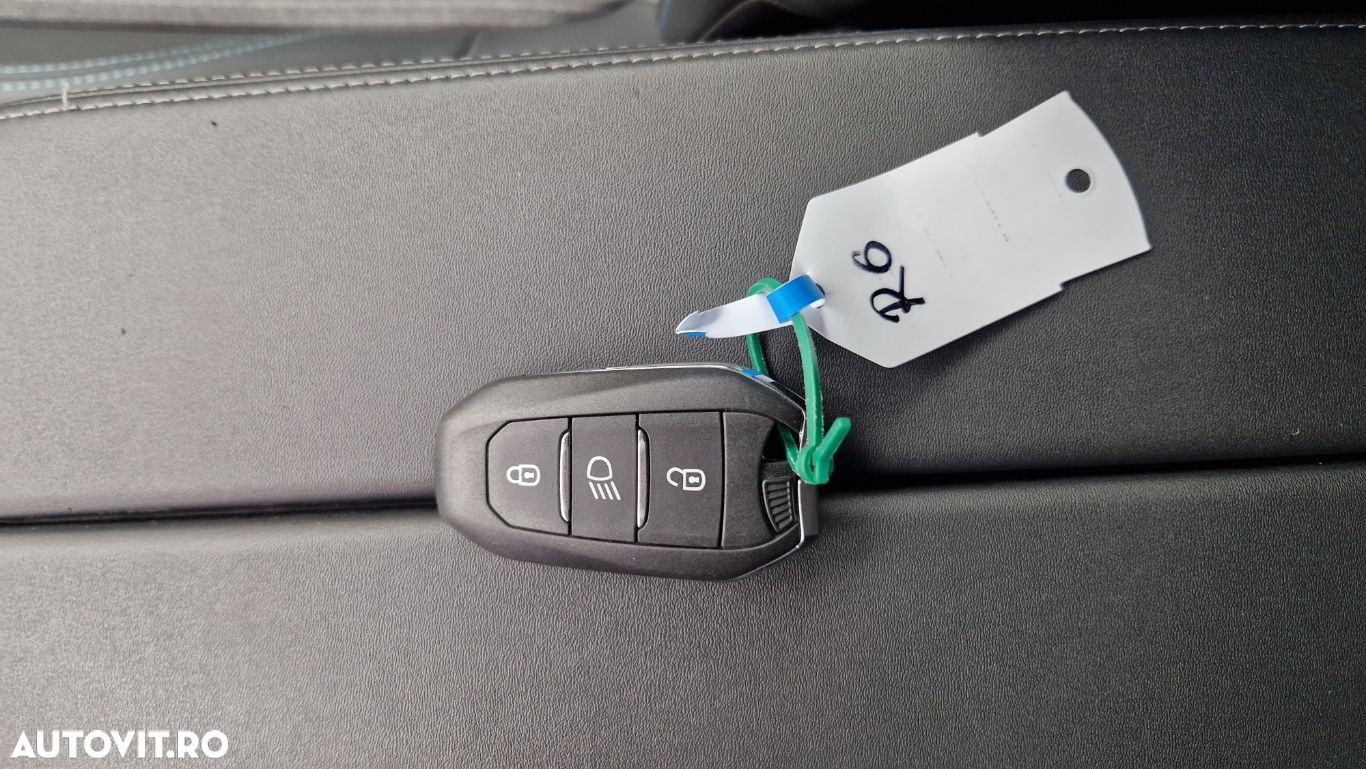 Peugeot 3008 - 18