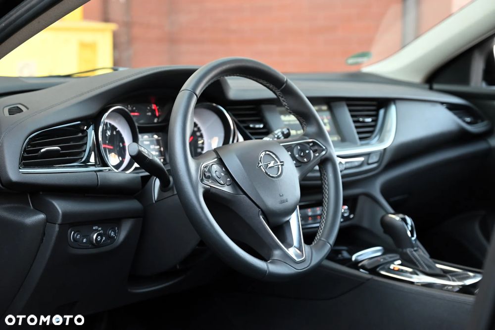 Opel Insignia - 20