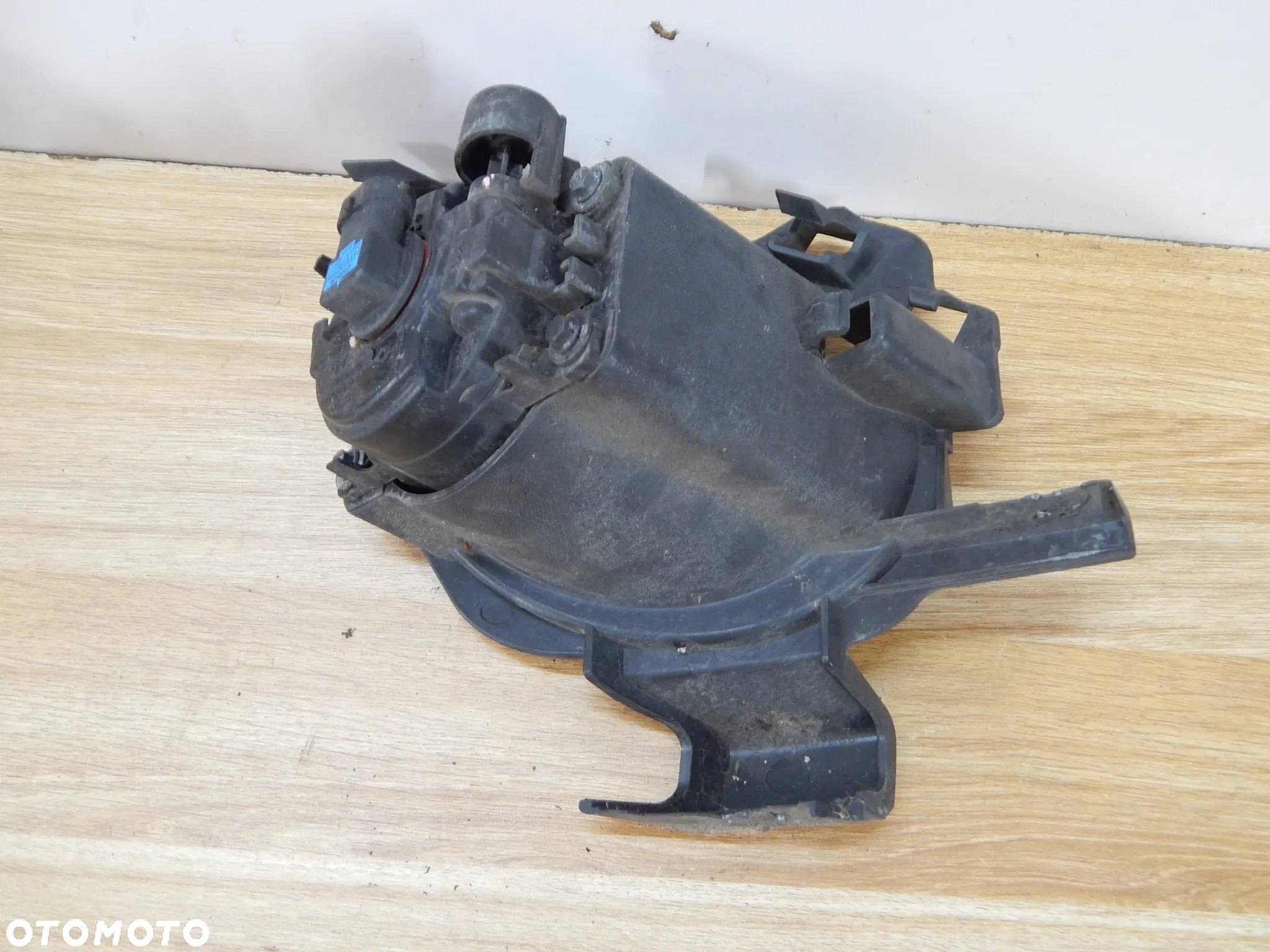 Lampa przeciwmgielna halogen stelaż mocowanie przód Renault Kadjar 15-18 Trafic III vivaro captur clio Łuków części - 5