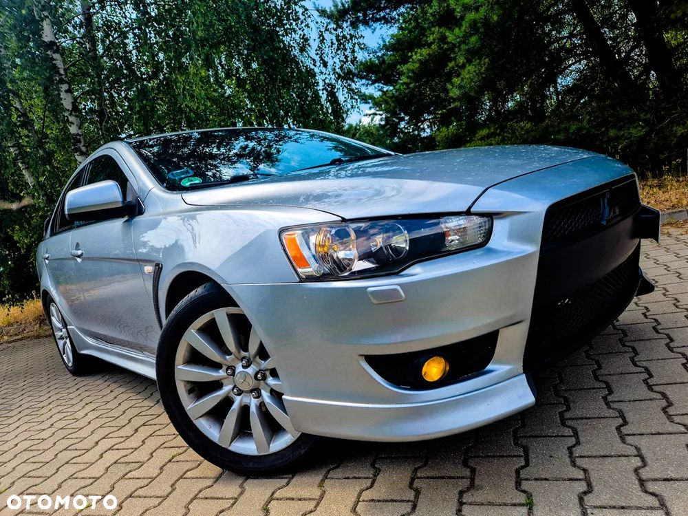Mitsubishi Lancer 1.8 Intense - 9
