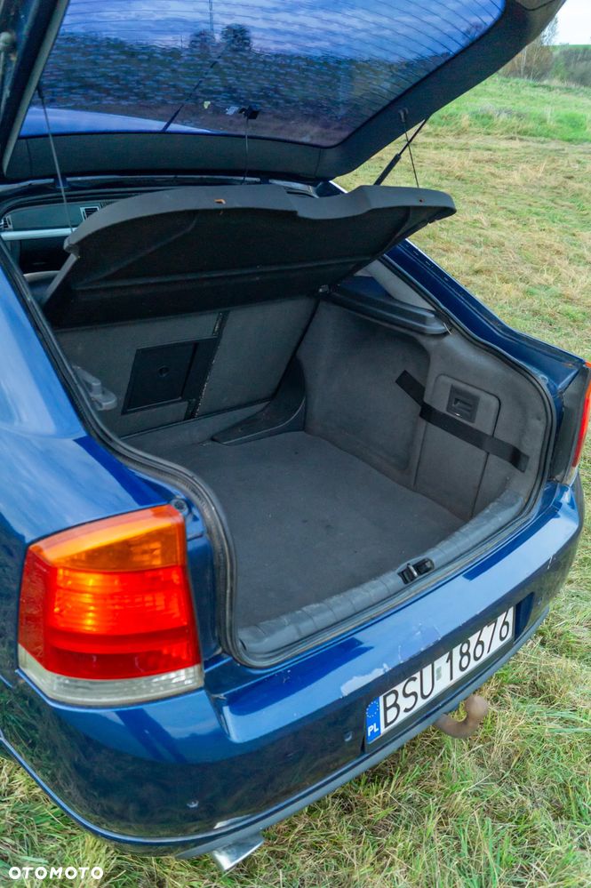Opel Vectra 1.9 CDTI Sport / GTS - 22