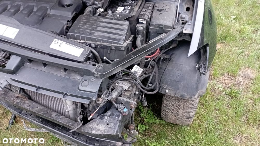 Volkswagen Golf Sportsvan SV 1.6 TDI BMT Comfortline - 4